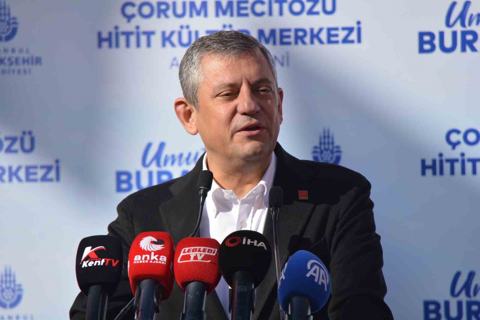 chp genel baskani ozel bunlarin kotu sozlerine kulagimizi tikiyoruz milletimizin gozunun icine bakiyoruz