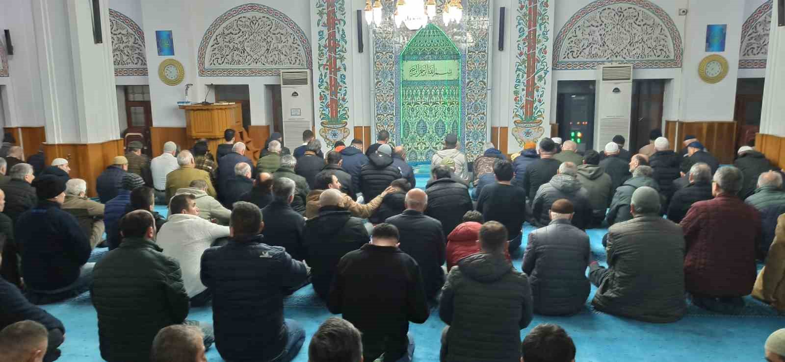 devrekte ilk teravih namazi idrak edildi