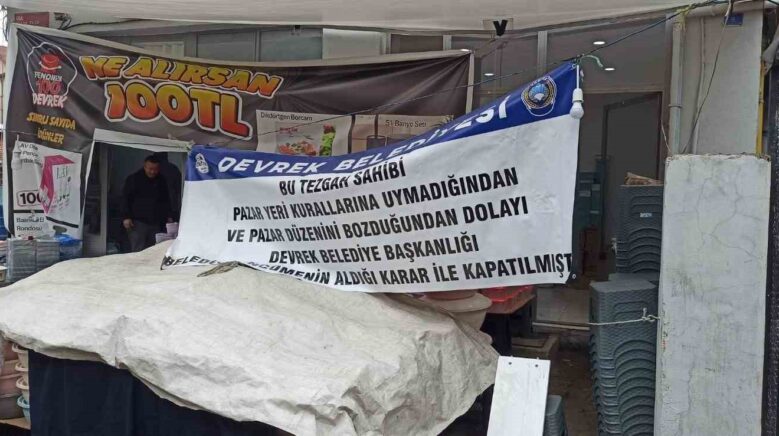 devrekte kurallara uymayan pazarci esnafinin tezgahi kapatildi x4kZndVc