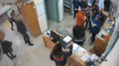 jandarmanin alkol kontrolunu kabul etmeyen chpli baskan yardimcisi hastanede de gerginlik cikarmis bTvjC8ah