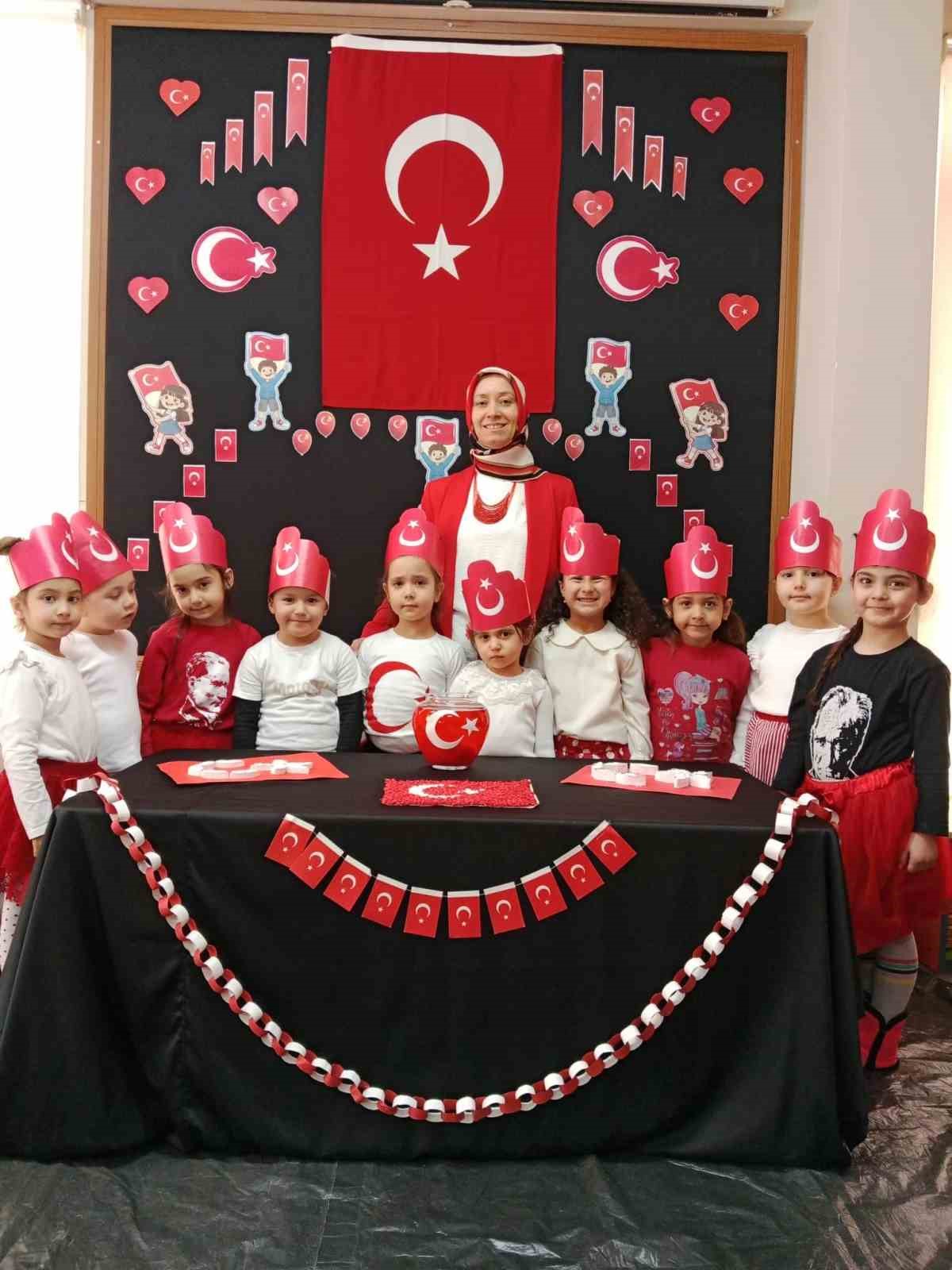 karabuk belediyesi kamerde miniklere bayrak bilinci asilandi 3SLv4ObX