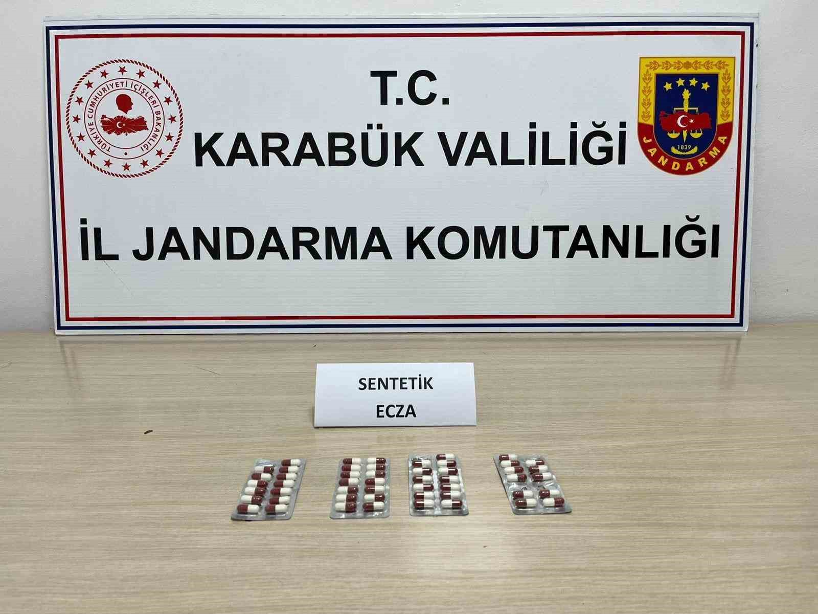 karabukte uyusturucu operasyonu 3 supheli adliyeye sevk edildi uRUUlt4T