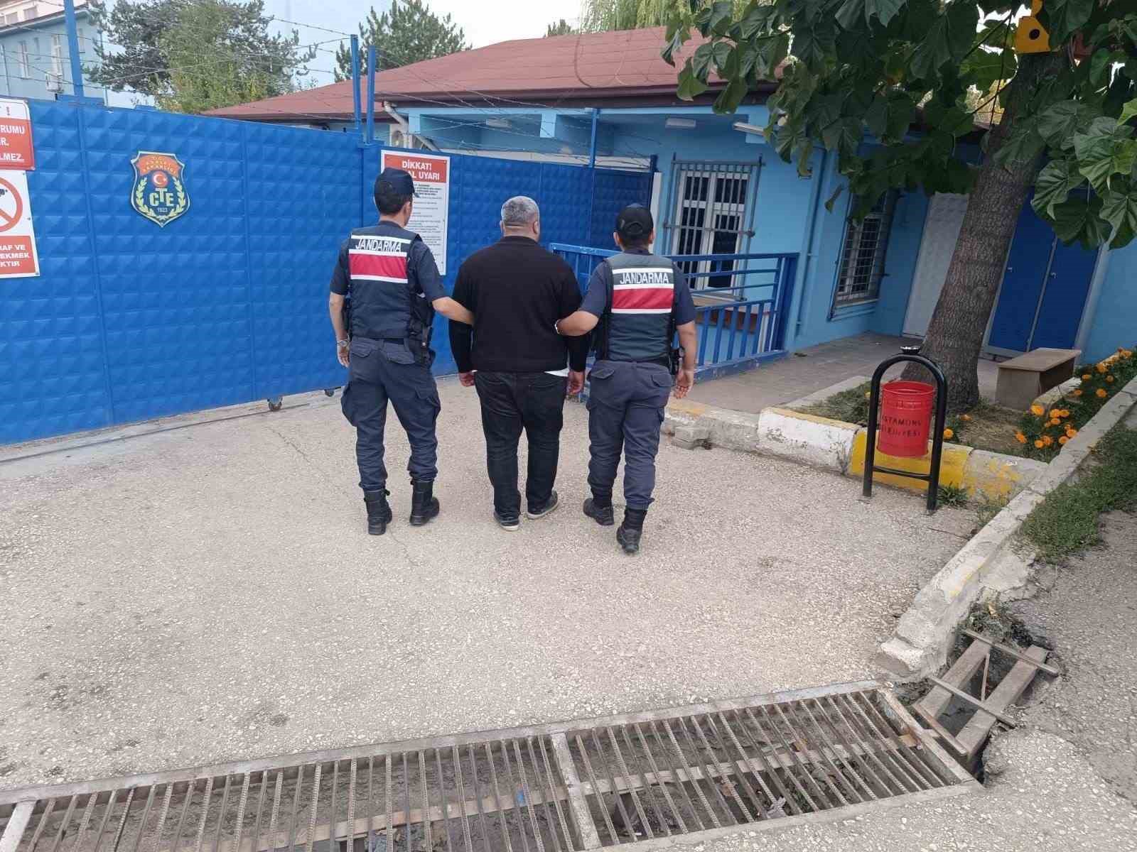 kastamonuda bir yilda 986 hukumlu yakalandi FQHYvLeZ