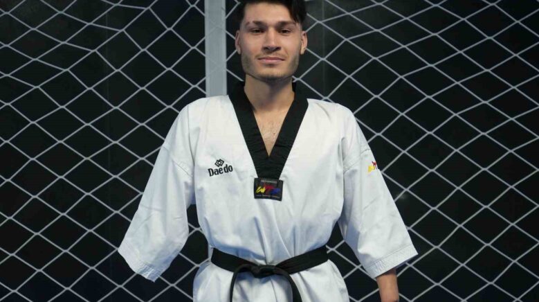 kazada kollarini kaybetti taekwondoyla hayata yeniden baglandi DxdhxOzN