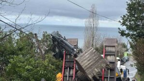 kozluda kepce dorseden yola dustu ulasim bir sure aksadi MfE3IFrs