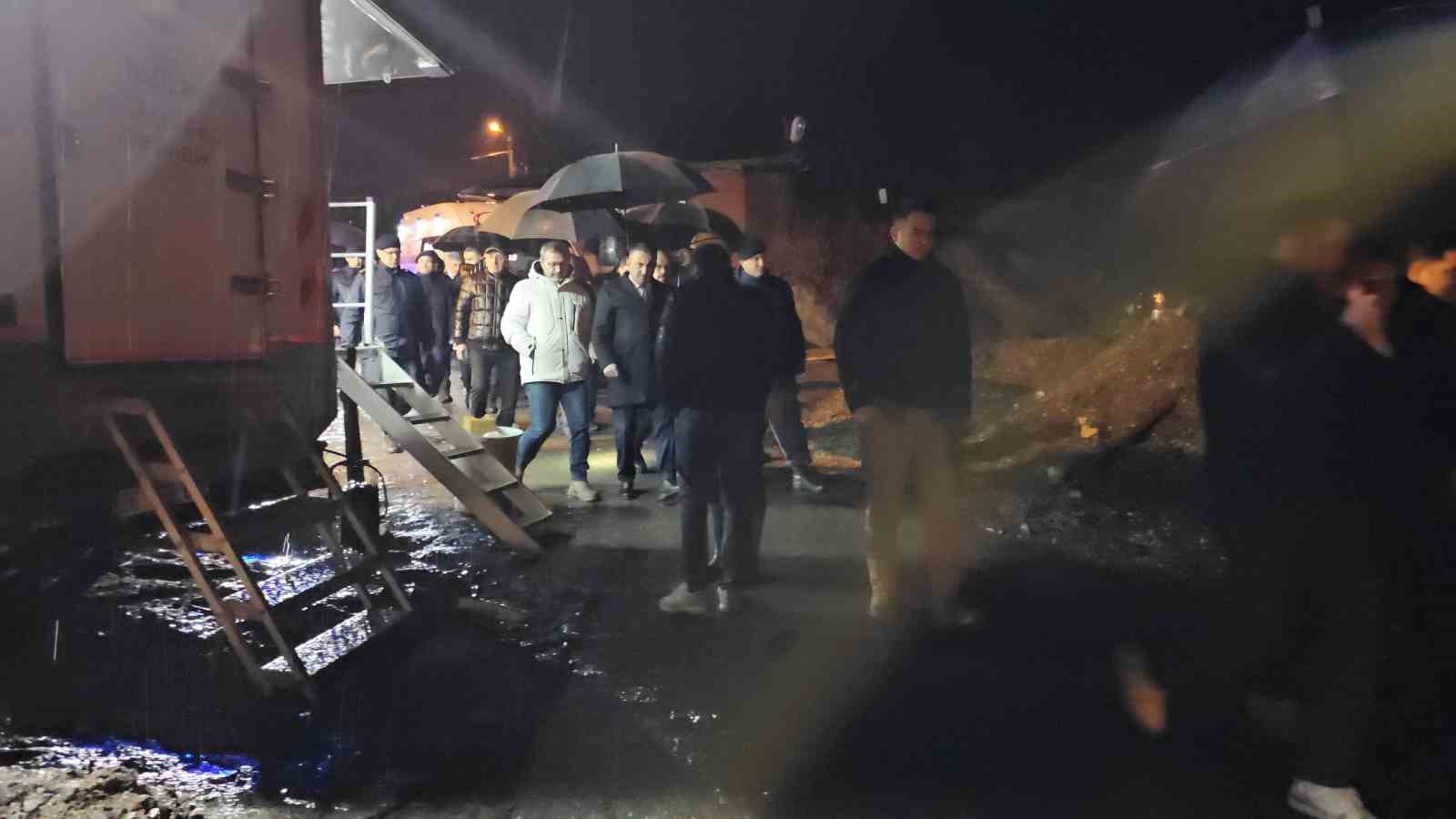 maden ocagindaki gocukte 2 iscinin cansiz bedenlerine ulasildi