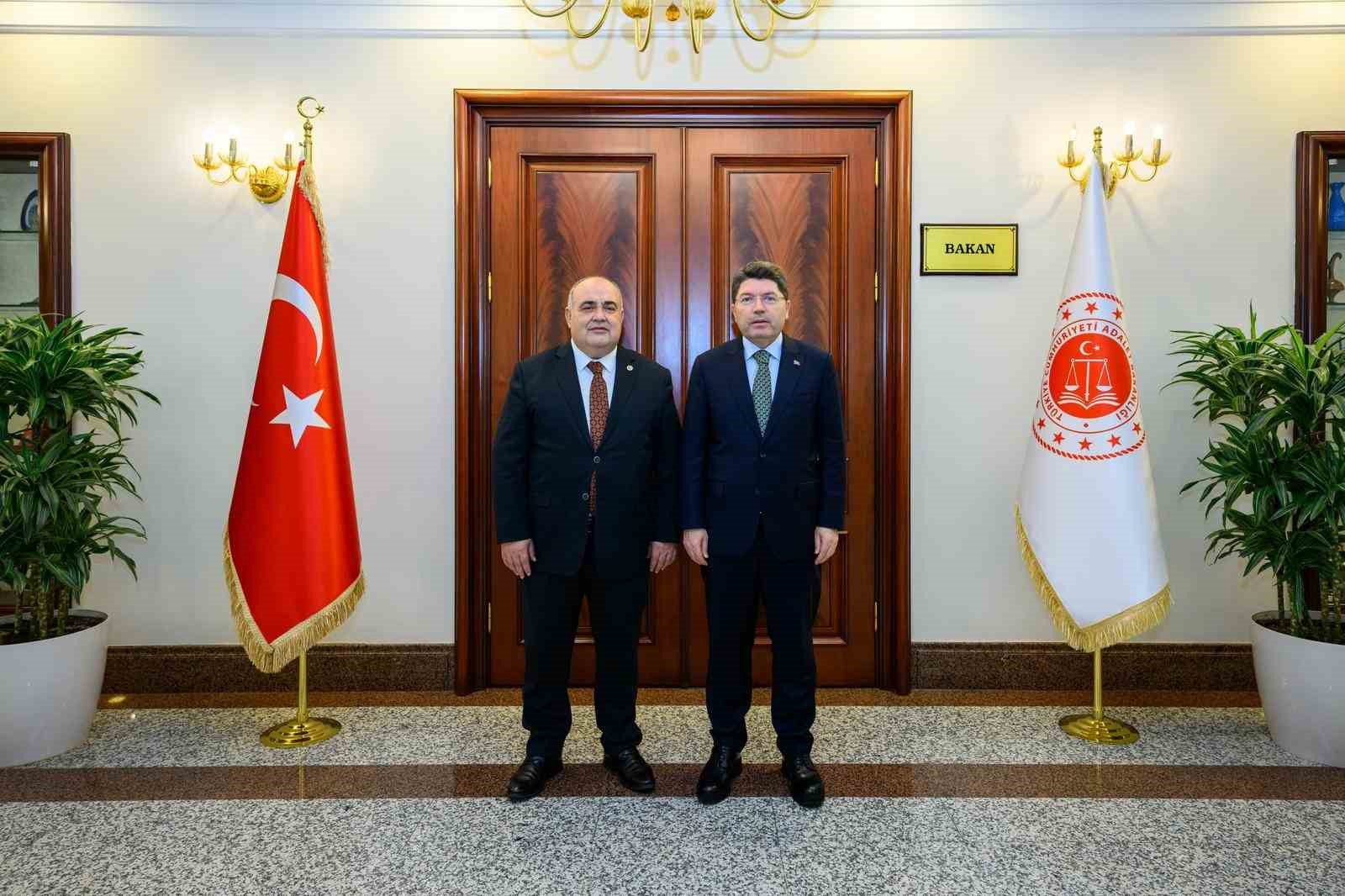 milletvekili aldatmazdan yilmaz tunca tesekkur PgMaIDvj