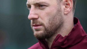 mustafa eskihellac alaninda zirvede ci43X1rb