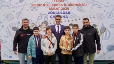 okul sporlari tenis musabakalari caycumada tamamlandi FgQ3ppqj