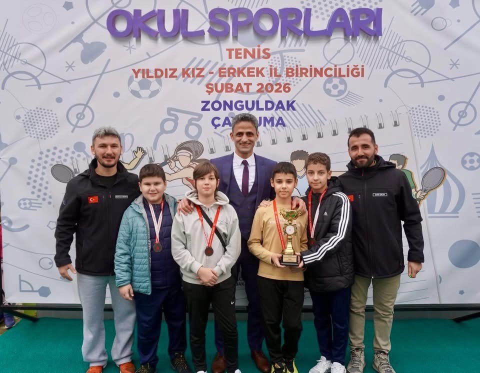 okul sporlari tenis musabakalari caycumada tamamlandi FgQ3ppqj