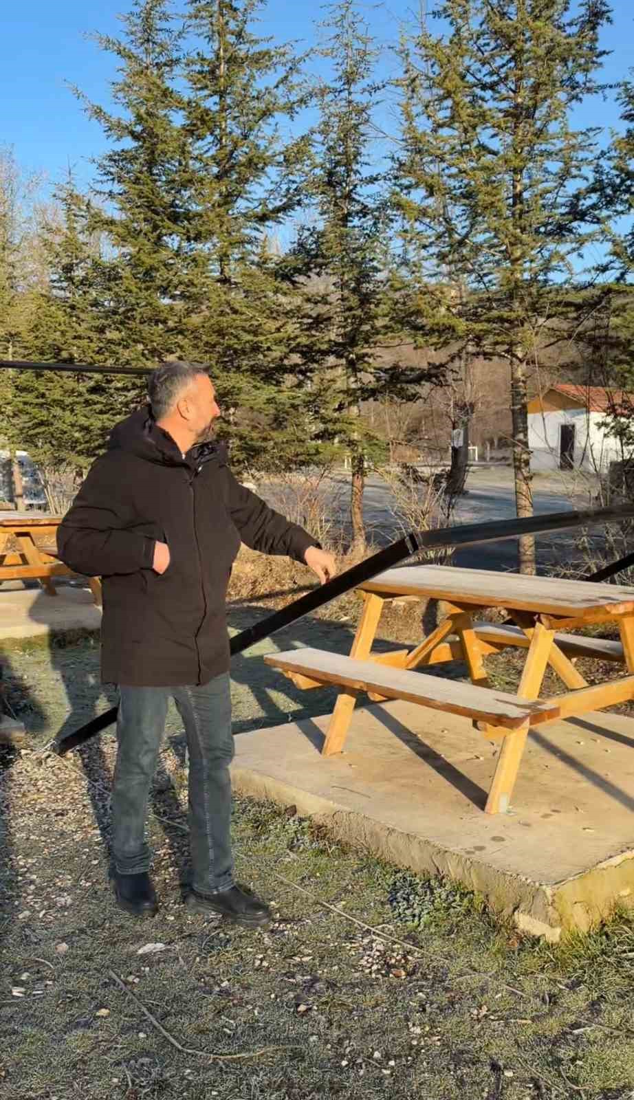 parklardan sonra mesire alanina da zarar verdiler XuUjJ4zb