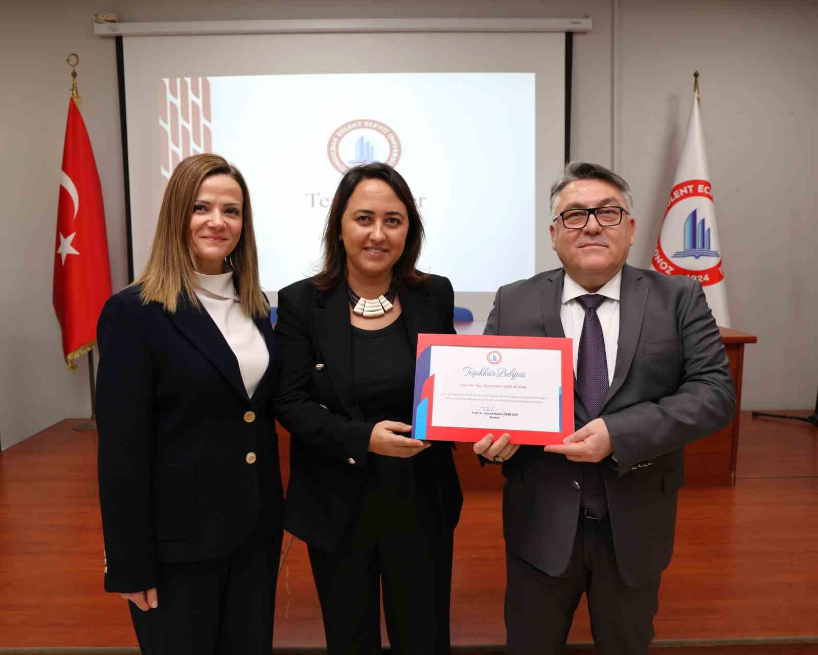 saglik bilimleri fakultesi 2025 2026 yili akademik kurul toplantisi gerceklestirildi CROE5lzW