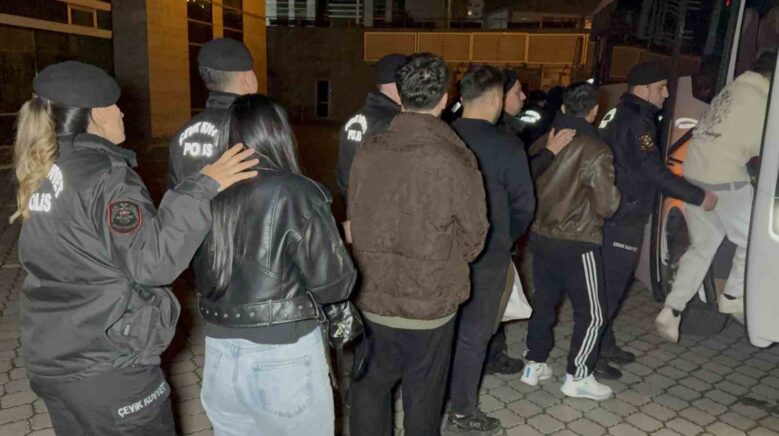 samsun merkezli 6 ilde yasa disi bahis operasyonu 14 tutuklama I4BvUQu6