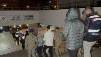 samsun merkezli yasa disi bahis operasyonunda 12 kisi tutuklandi DyOrq8Q2