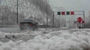 samsun ordu karayolunda kar yagisi KrrYOWkI