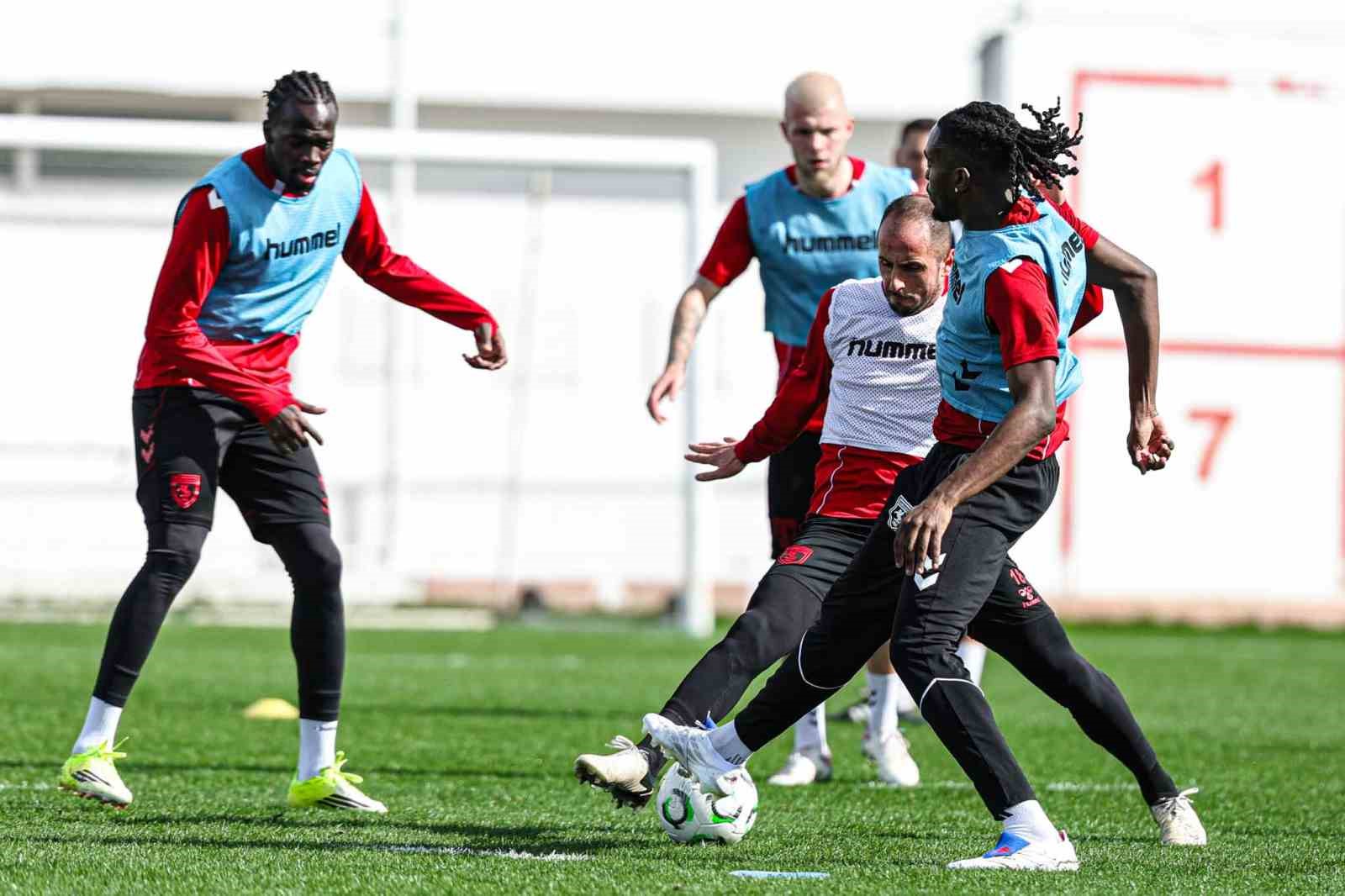 samsunspor kf shkndija maci hazirliklarini tamamladi