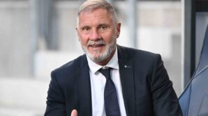 samsunsporda alman ekolu devam ediyor ust uste 3 alman teknik direktor JuvHlp5e