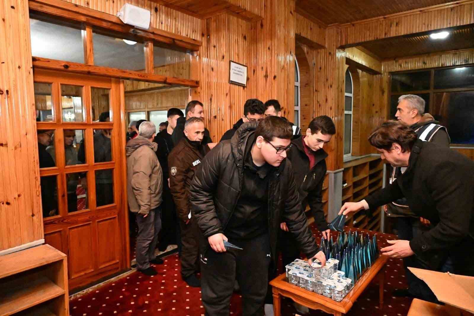 sehit polis memuru dualarla anildi QANFn91E
