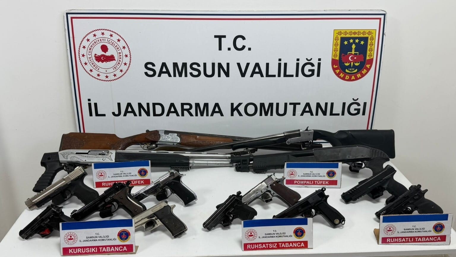 sosyal medyada silahla ates eden 6 kisi silahlariyla yakalandi