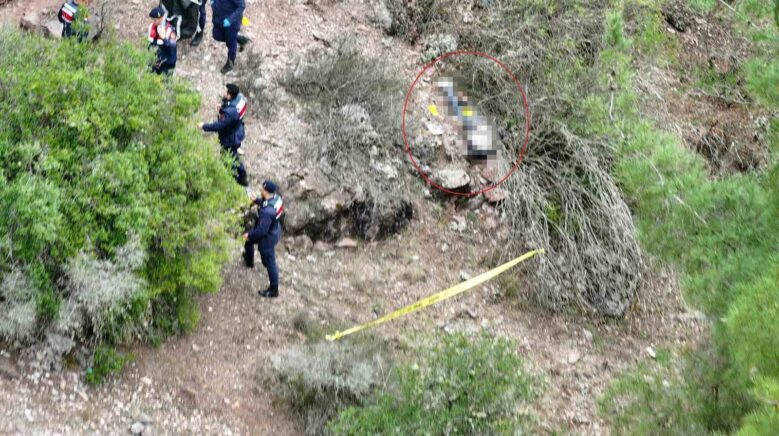 tokatta kayip olarak aranan kisinin 100 metrelik ucurumda cansiz bedeni bulundu EV9eUlaM