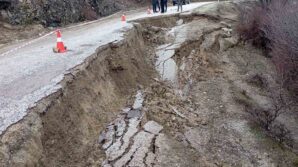 toprak kaymasinin yasandigi yolda zemin guclendirme calismalari basladi H95z7Ser
