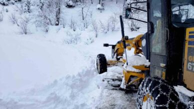 trabzonda karla mucadele suruyor lIlX1Gaq