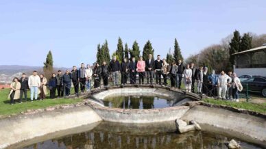 vali arslan yeni evlenecek ciftlerle bir araya geldi 5IBkeP9G