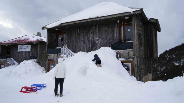 zigana dagi somestir tatili boyunca 80 bin ziyaretciyi agirladi IWOx3Fhe