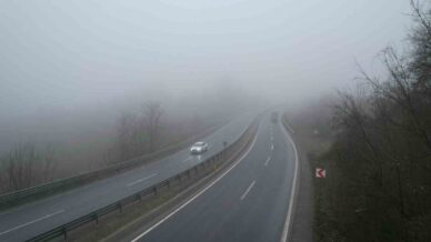 zonguldak eregli yolunda sis etkili oldu QECR7L4c