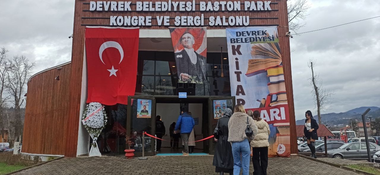 zonguldakta bastonpark kitap fuari basladi 7BPayIOm