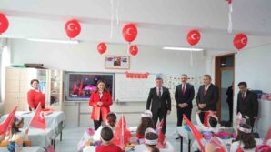 zonguldakta ikinci donemin ilk dersi bayrak sevgisi oldu PxUbslO3