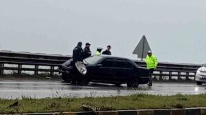 zonguldakta otomobil bariyere carpti 1 yarali YM6QlyWe