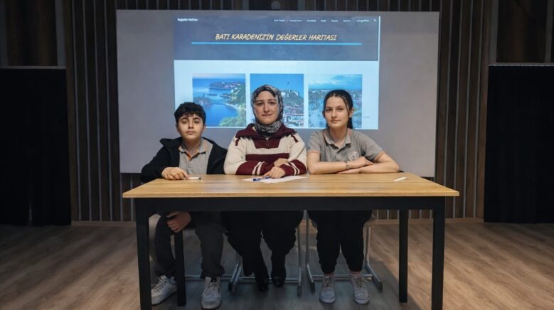 alapli ataturk ortaokulu ust uste bolge finallerinde XOCPtTBl