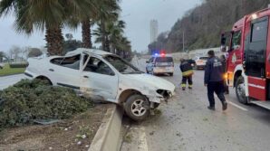 alkolden islem yapilan surucu yeniden direksiyona gecip kaza yapti 4 yarali 6TK4Nz1O