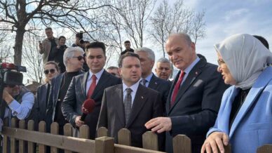 bakan gurlek prusias ad hypium antik kentine hayran kaldi cRArLIug