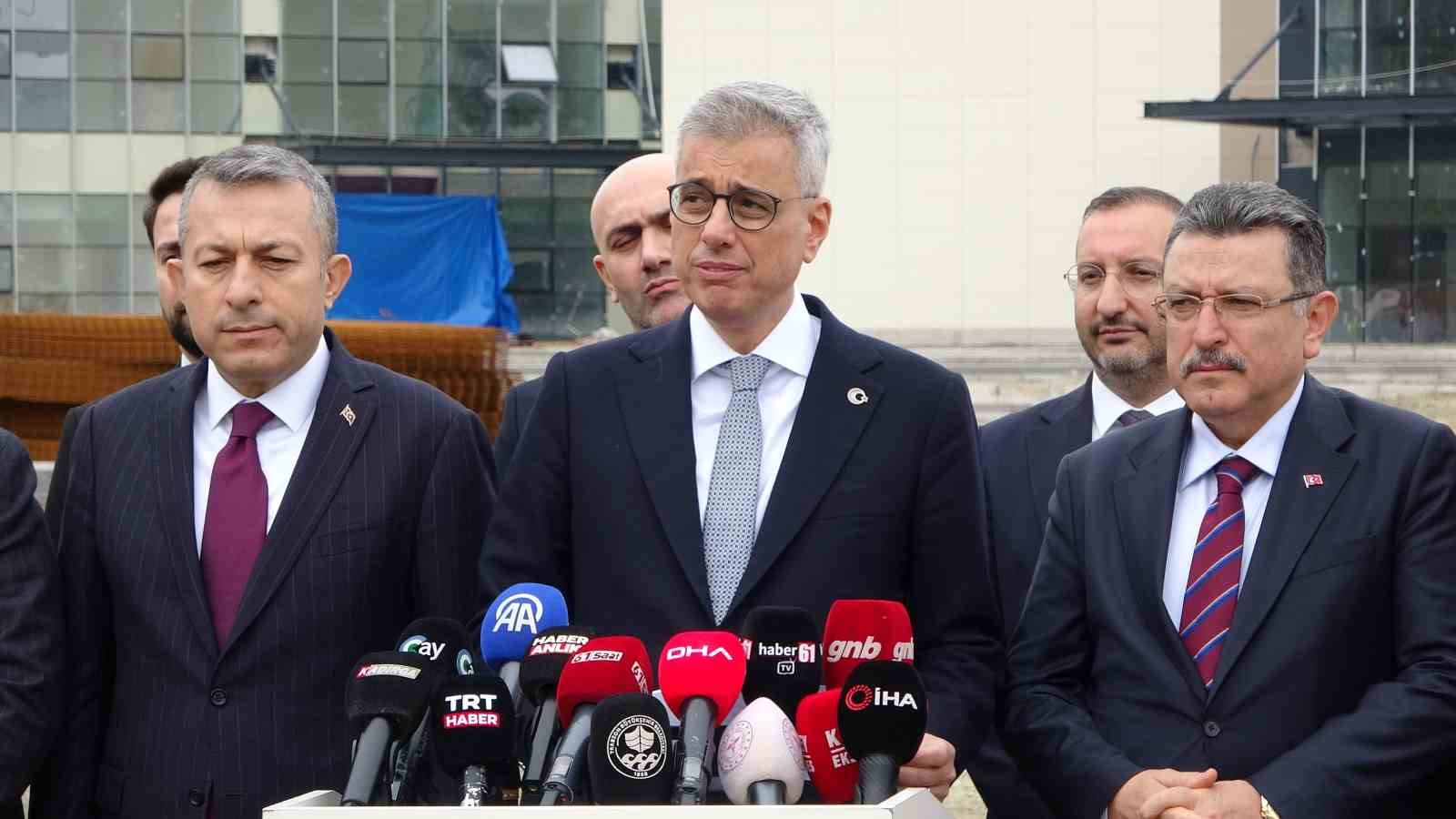 bakan memisoglu trabzon sehir hastanesi icin kayiyor elestirilerine cevap verdi Kj8r3b1Q