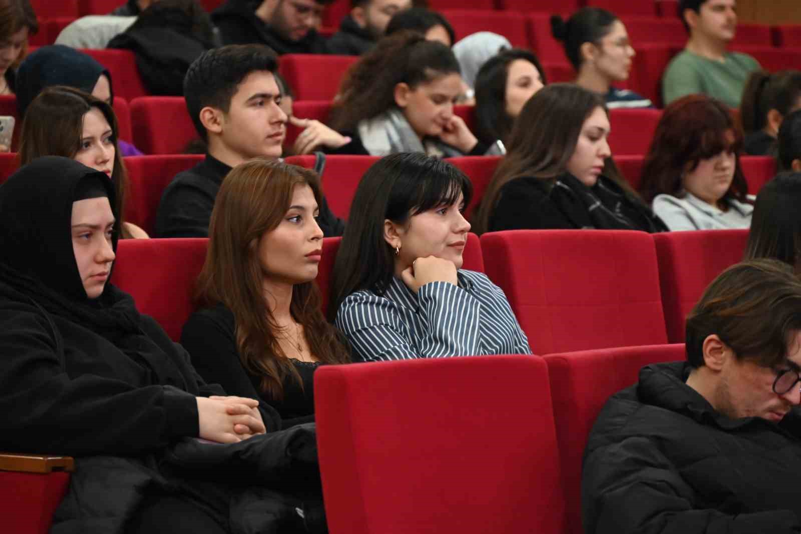 beun bilim kafede bagimlilikla mucadelenin onemine dikkat cekildi 4sT6zzQR
