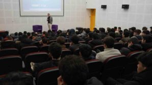 bilim merkezinde dronlar ve kullanimi soylesisi aIdHIwJM