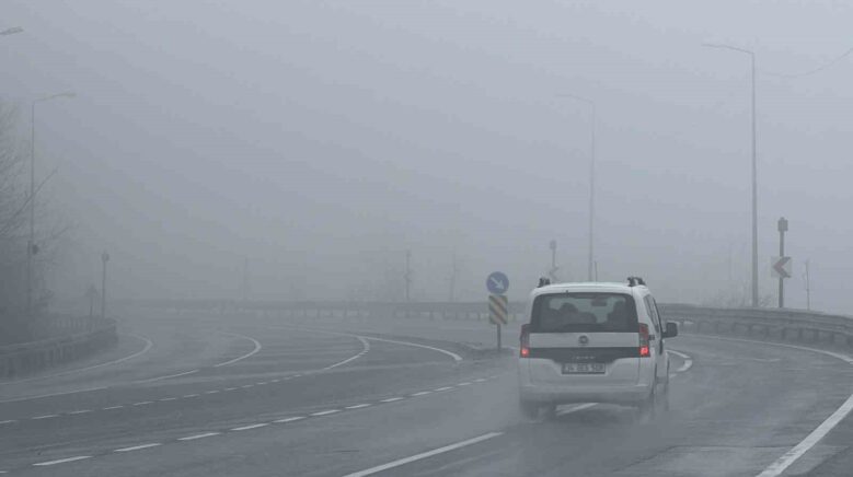 bolu daginda sis ve yagis etkili oluyor rKcrUblp