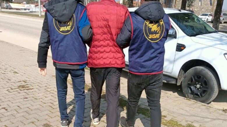 boluda cesitli suclardan aranan 6 hukumlu yakalandi xliRIHeO