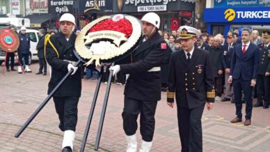 canakkale zaferinin 111 yildonumu caycumada torenlerle kutlandi KivDBWgd