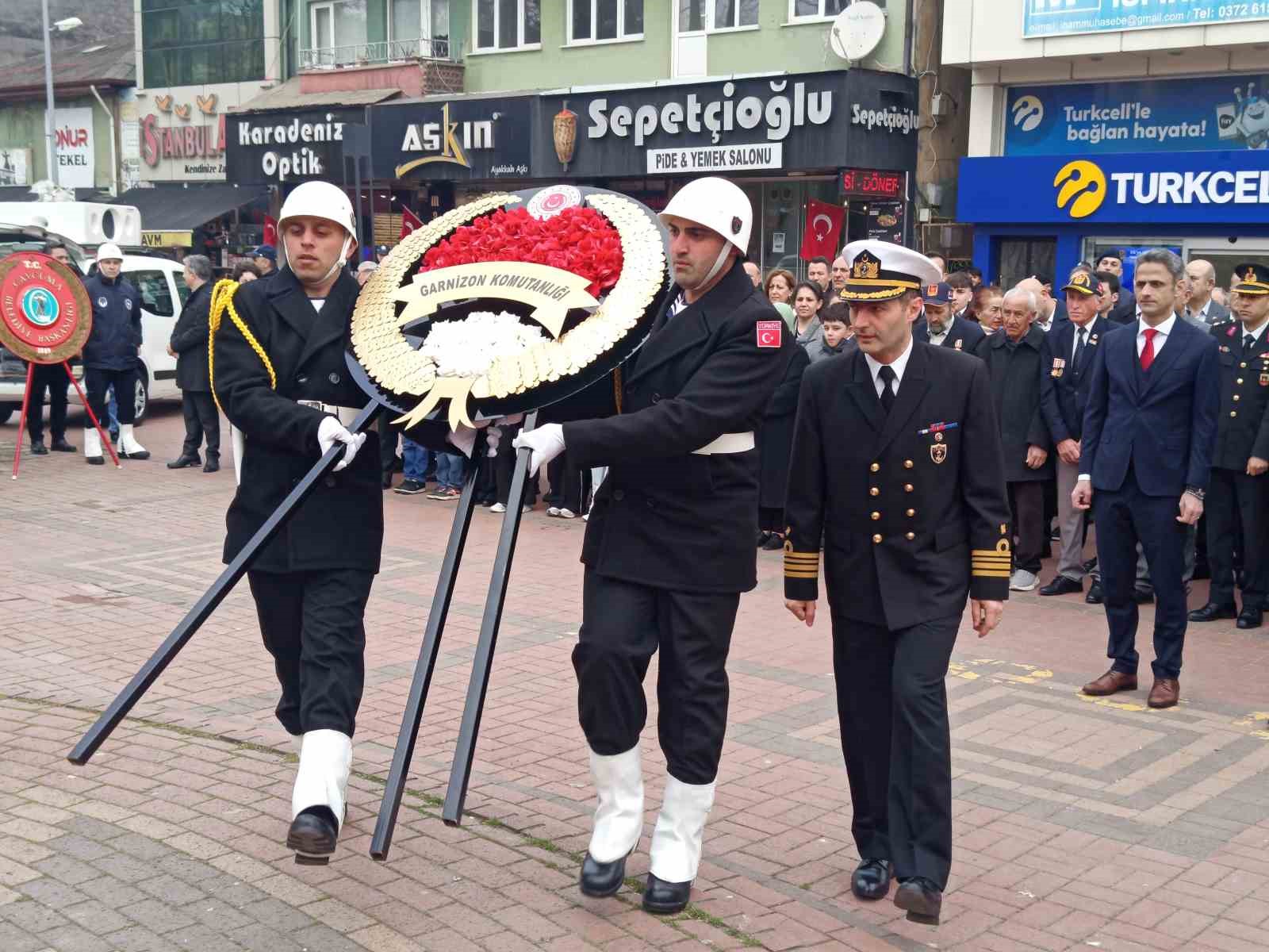 canakkale zaferinin 111 yildonumu caycumada torenlerle kutlandi KivDBWgd