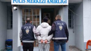 cezaevinden kacti ilce merkezine dogru kosarken kayalik alanda yakalandi Bp9nMlTX