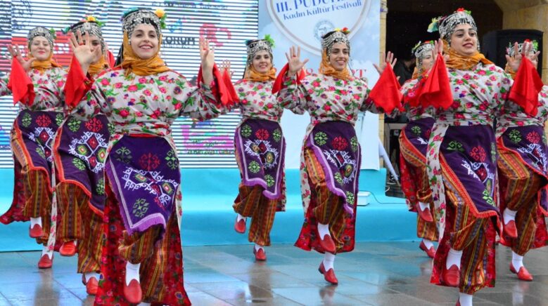 corumda 3 puduhepa kadin kultur festivali basladi 885H54F8