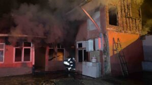 corumda gecekondu yangini RfFCtPJn