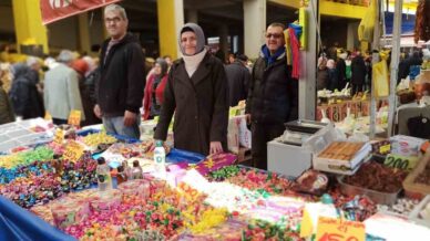 devrekte bayram sekerleri ve tatlilari gorucuye cikti DwtVPWgd