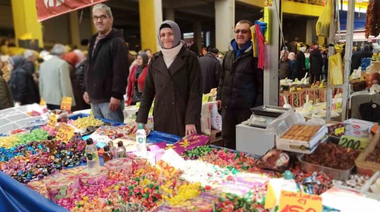 devrekte bayram sekerleri ve tatlilari gorucuye cikti DwtVPWgd