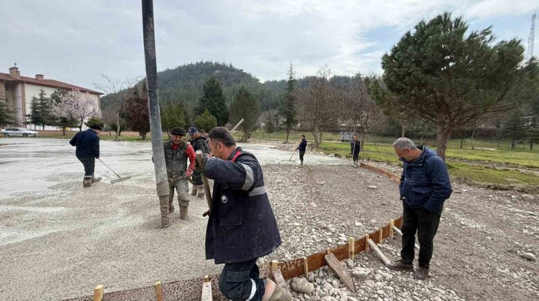 fatih mahallesinde tema park insasi basladi WlT18MIN