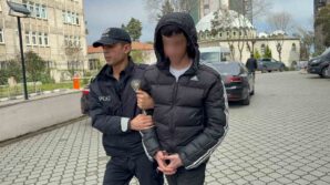 hastane otoparkinda bicakli kavga 1 yarali AGCbHwle