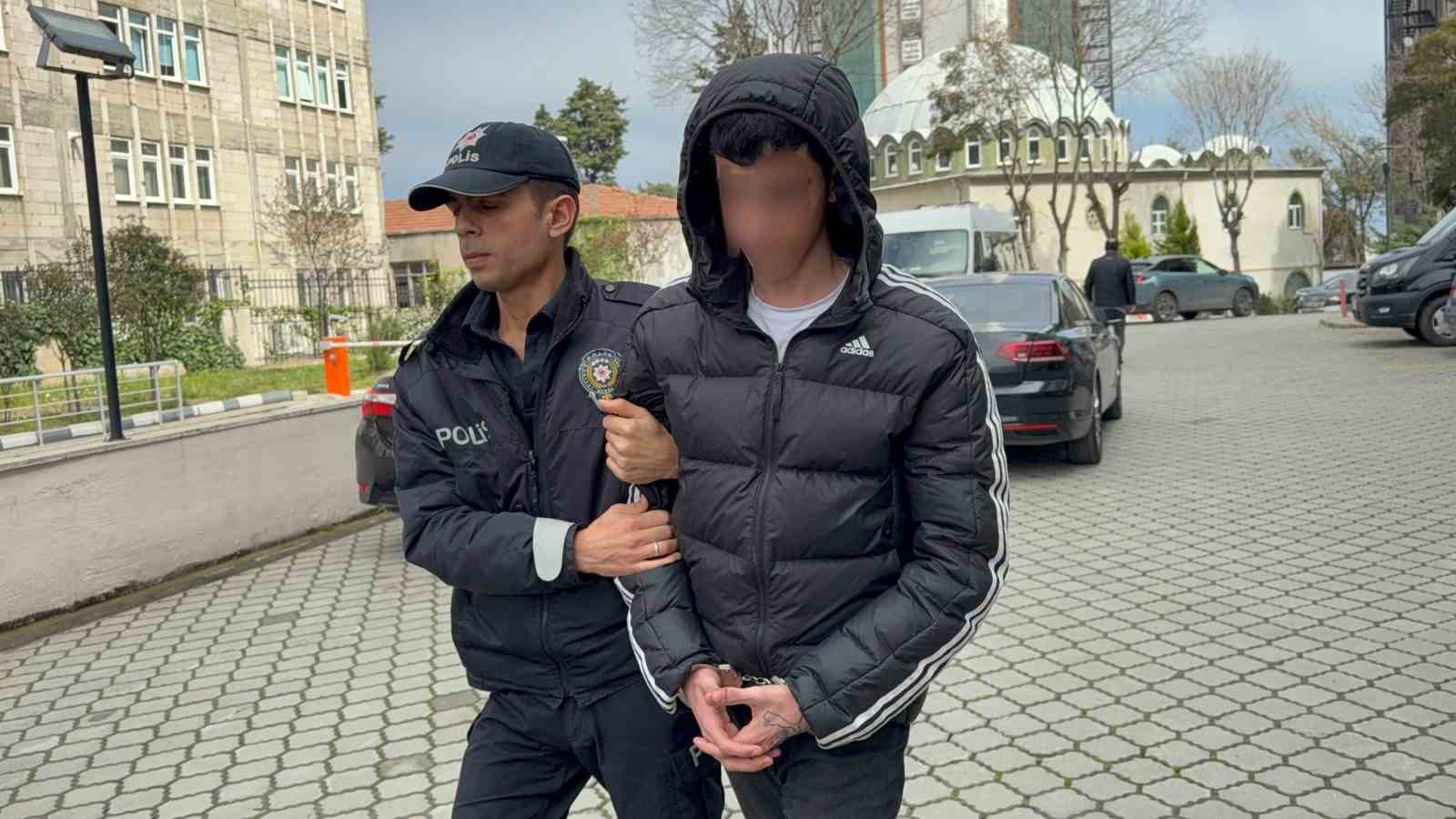 hastane otoparkinda bicakli kavga 1 yarali AGCbHwle